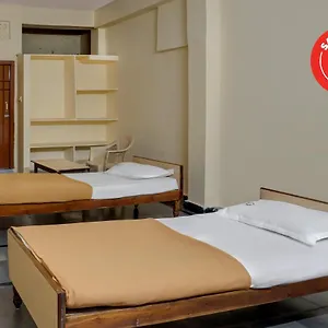 Spot On 43890 Kaveri Hotell Sururnagar