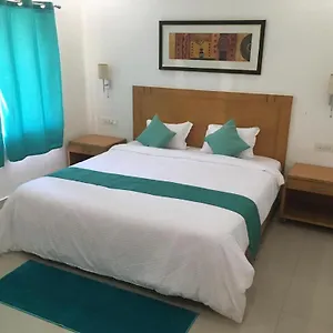 Hotel Fabhotel A&m - Nr Lv Prasad Institute, Banjara Hills