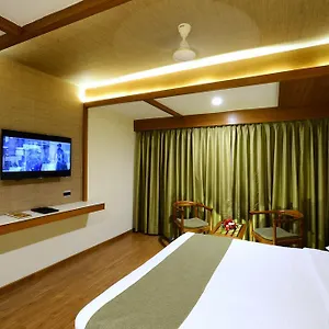 Taj Mahal Hotel 4*