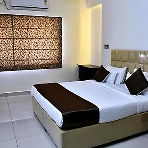 Fabhotel Eminent Suites 3* Hyderabad