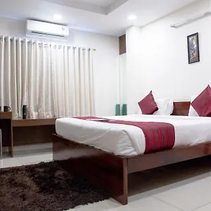 Apartment Skyla Service Road No.10 Banjara Hills Near Indo-american Hospital *