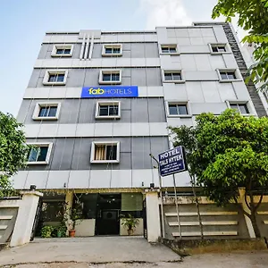 Fabhotel Tals Hitech - Nr Jubliee Enclave, Hitech Hotel