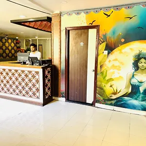 Hotel Bommarillu Premium