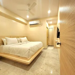 Landcorp Hotel 5*