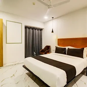 Super Townhouse Rcc Banjara Hills
