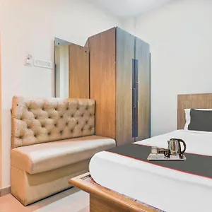 Collection O The Crown 4* Hyderabad