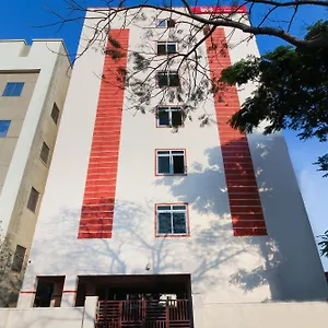 Hotel O S V Residency