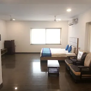Ira Suites