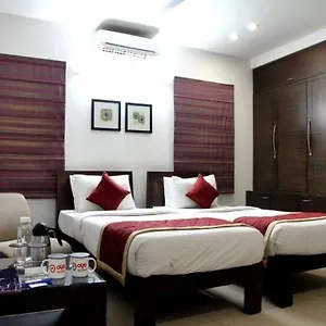 Oyo Premium Shilparamam Hitech 3*