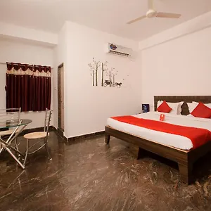 Hotel Oyo 9936 Elite