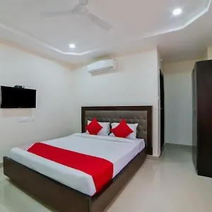 Crown Plaza * Hyderabad