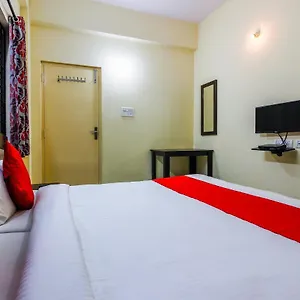 Oyo 65476 Durga Homes