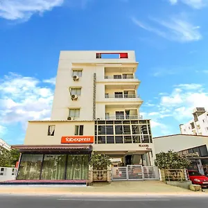Fabexpress Pranava Nivas Hotel 3*