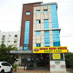 Golden Leaves Hotel 3*