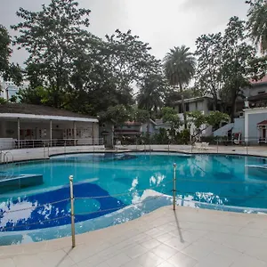 Oyo 1410 Country Club Begumpet Hotell