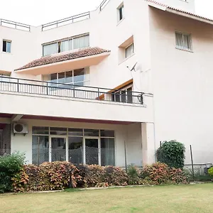 Treebo Club 3* Haiderabad