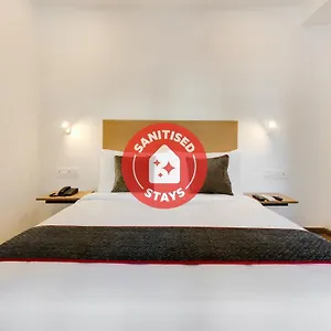 Oyo Townhouse 600 Gangothri 4*