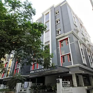 Hotel Oyo Townhouse 9 Hitech Hyderabad