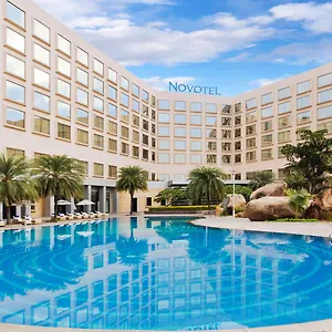 Novotel Convention Centre 5*