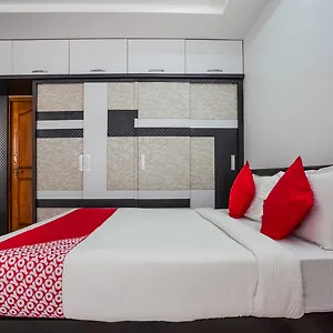 Hotel Oyo 13746 Mint Leaves Hyderabad