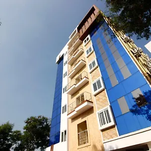 Hotel Oyo Hitech Tower Near Shilparamam Hyderabad