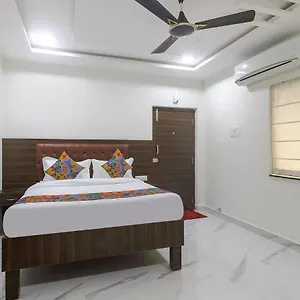 Fabhotel Unique Stays