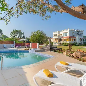 Villa Stayvista At Chandravaas Hyderabad