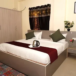 Royal Suites And Near Aig Hospital Gachibowli