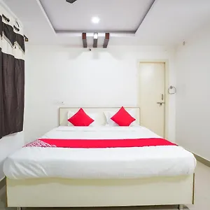 Super Oyo Sa Thirumala Residency Near Himayantnagar 3* Hyderabad