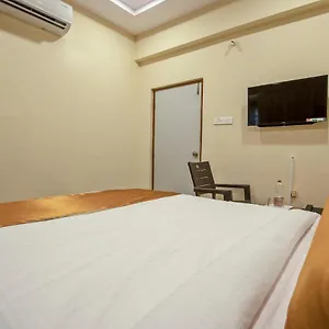 Oyo Pushpa Grand Hotel Sururnagar