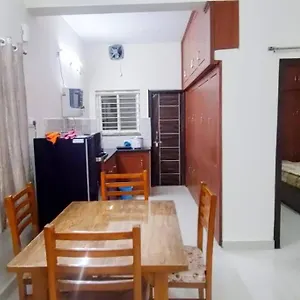 Servostay 2 Bhk Fully Furnished Hafeezpet #101