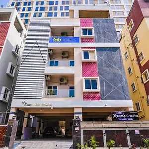 Fabhotel Perams Grand - Hitech 3* Hyderabad