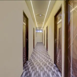 Royal Galaxy Lodges 호텔 하이데라바드