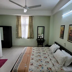 Apartment Vazeer Residancy *