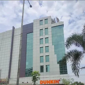 Dunkin Grand Banjara Hills- Live Kitchen-free Lavish Buffet Breakfast Hotel Hyderabad