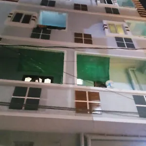 Dziire Service Homestay *