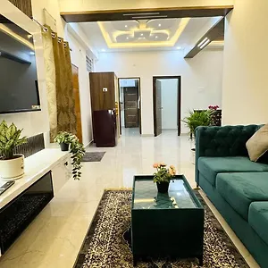 New Luxurious 2 Bhk-us Consulate * Hyderabad