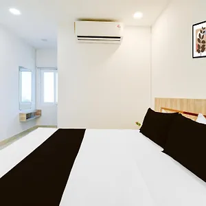Super Townhouse Lb Nagar Metro Station Sururnagar