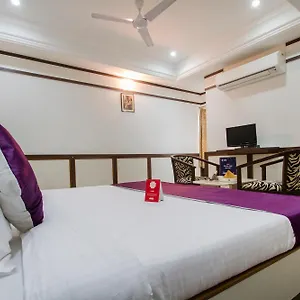 Oyo 983苏里亚公寓酒店 4* 海得拉巴