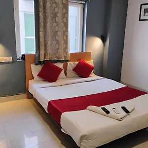 O Madinaguda Formally Nakshatra Hotel *