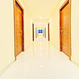 Hotell Super Collection O Sanath Nagar Near Railway Station