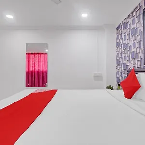 O New Lakeview Palace