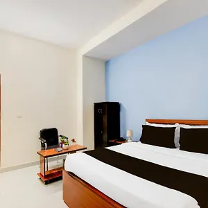 O Ruby Grand Hotel 3*