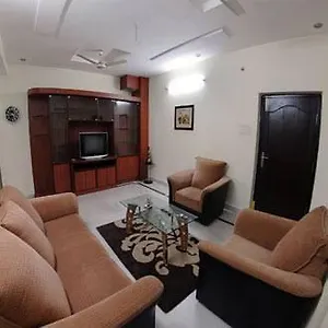 Ivory Sands Serviced 3*