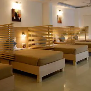 Hotel First Transit