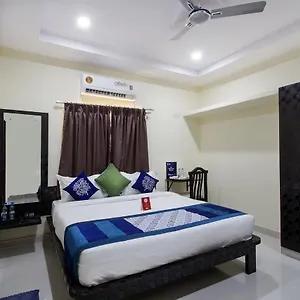 Hotel Oyo 6663 Airport Pride 3*