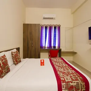 Oyo 7496 Nyc Hotel