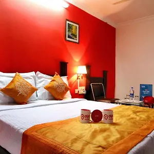 Hotel Oyo Chandanagar Miyapur 3*