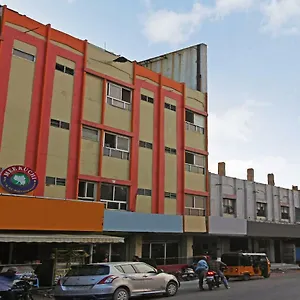 Oyo 18591 Samrat Hyderabad