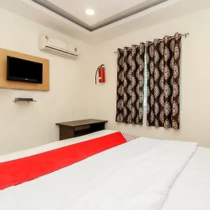 Hotel Oyo 26270 21 Avenue